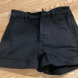 Everlane shorts